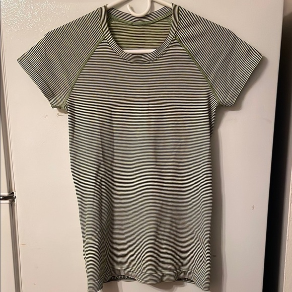 Lululemon Size 6 Striped Short Sleeve Top - Picture 1 of 6